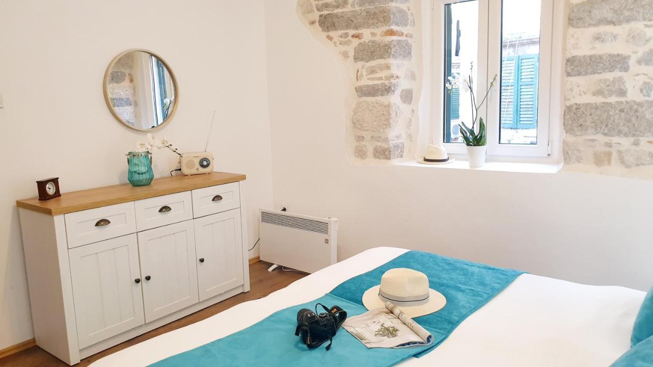 La Rocca Apartment Old Town Котор Екстер'єр фото