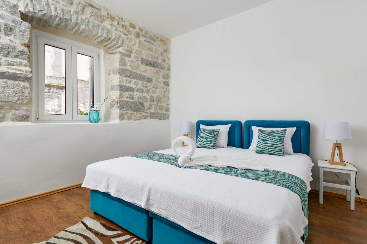 La Rocca Apartment Old Town Котор Екстер'єр фото
